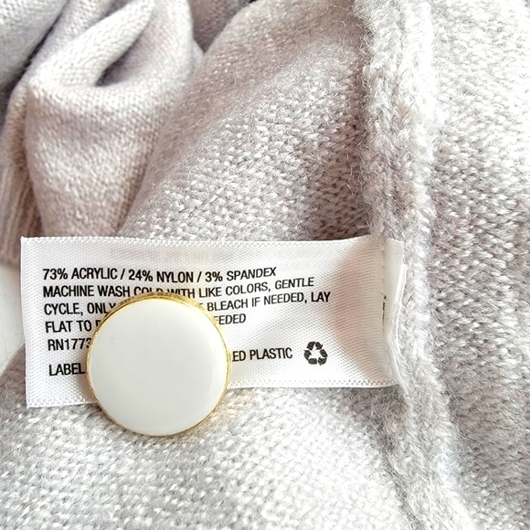 Women Long Sleeve Button... - Picture 6 of 7